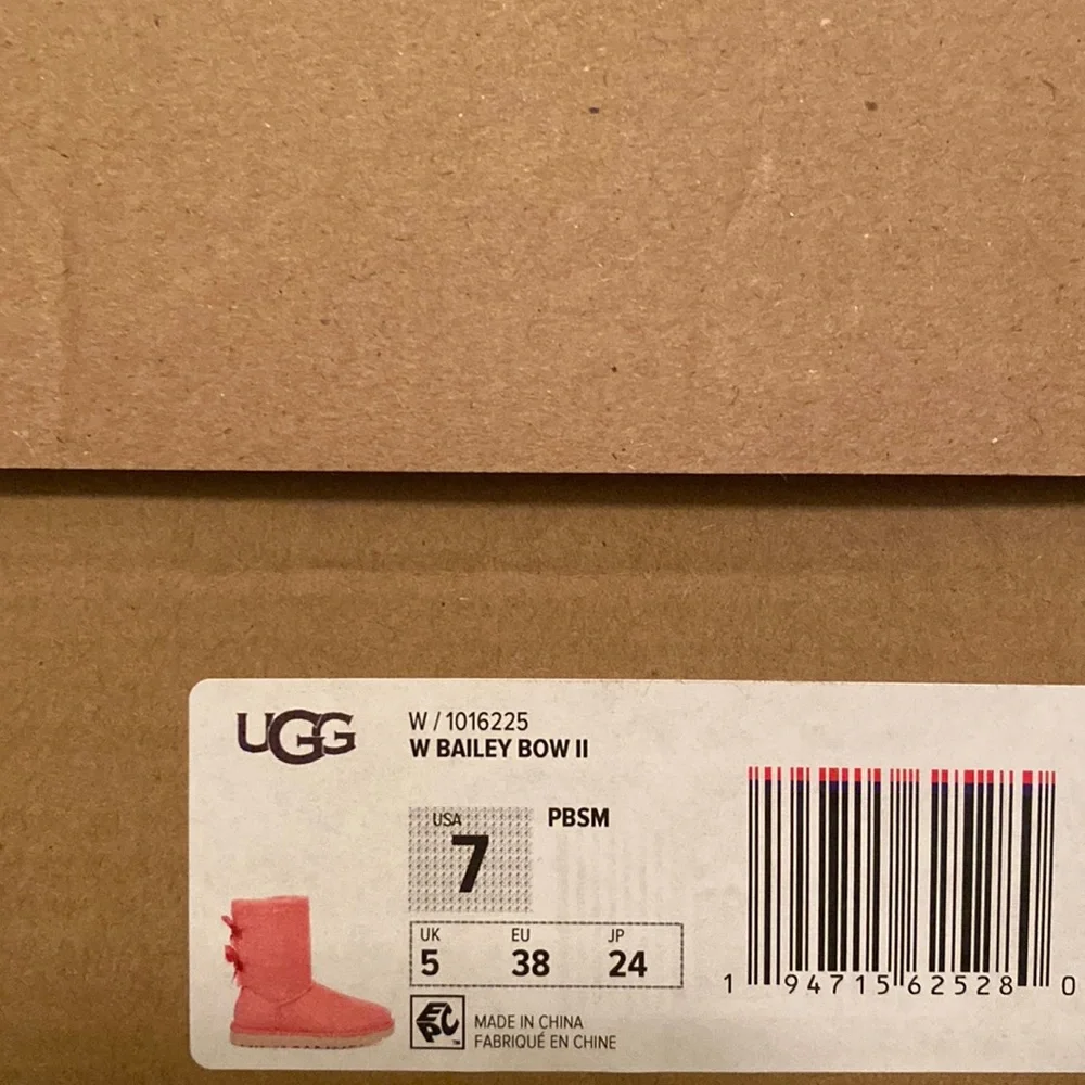 🌿UGG- W BAILEY BOW II BOOTS🌿 - Picture 16 of 16
